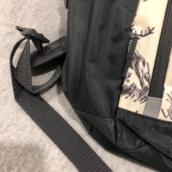 NWT - Eastport Black & Cream Forest Motif Deluxe Sport Backpack main image 8